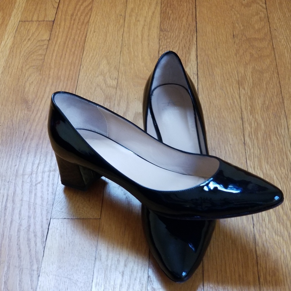 Shoes - Picture 4 of 4
